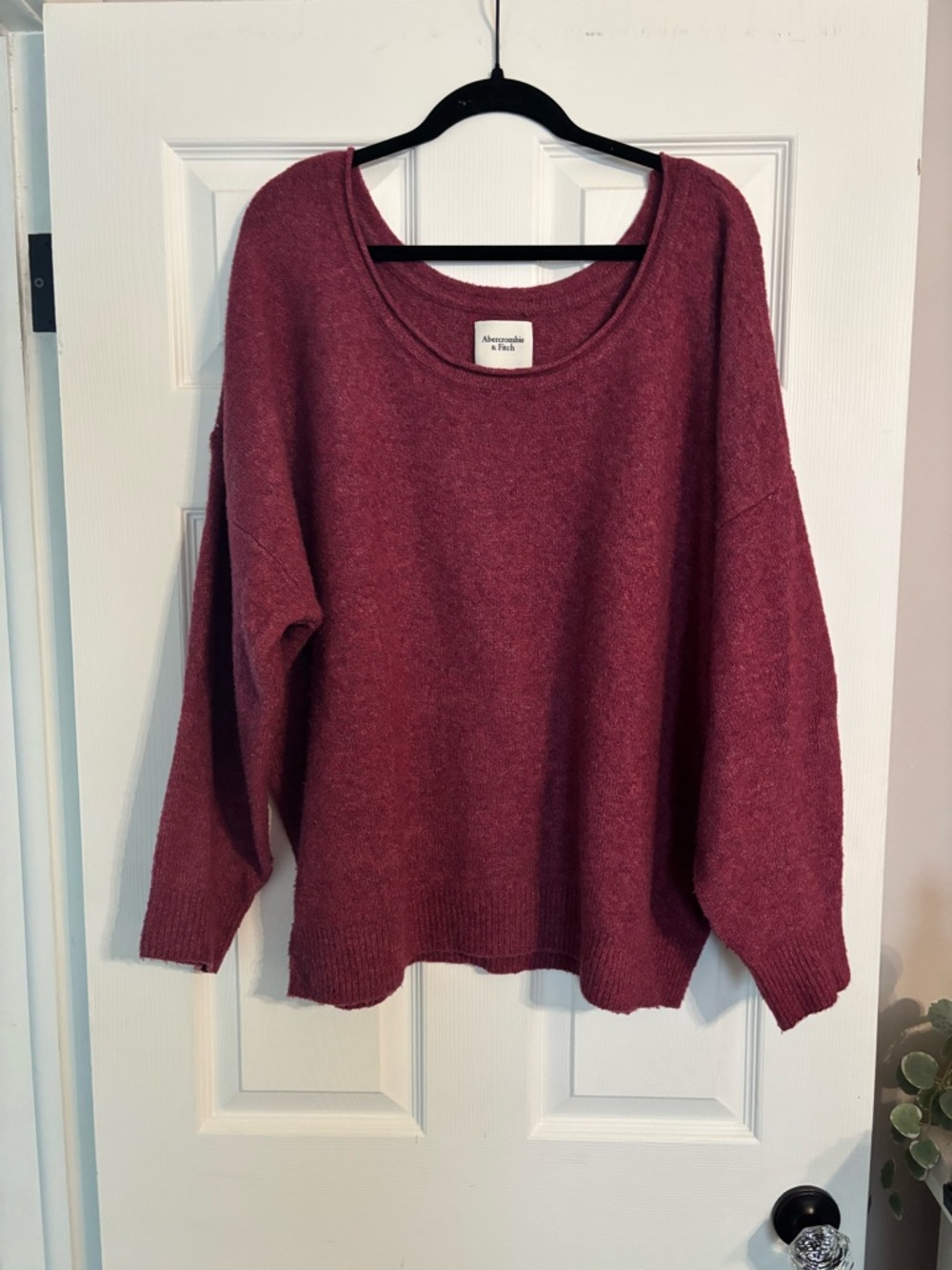 Abercrombie & Fitch Relaxed Scoop Neck Sweater in Burgundy